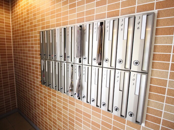 リュミエ府中の物件外観写真