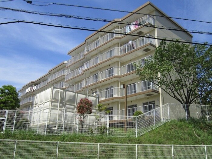 アドリ－ム新百合ヶ丘の物件外観写真