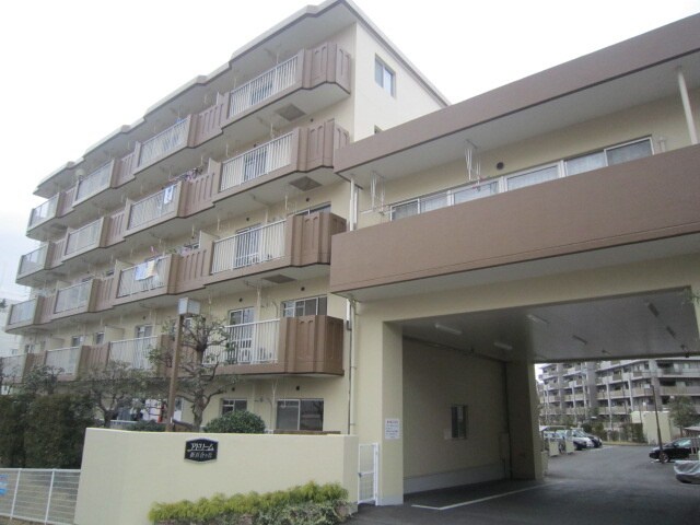 アドリ－ム新百合ヶ丘の物件外観写真