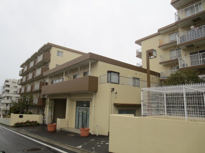 アドリ－ム新百合ヶ丘の物件外観写真