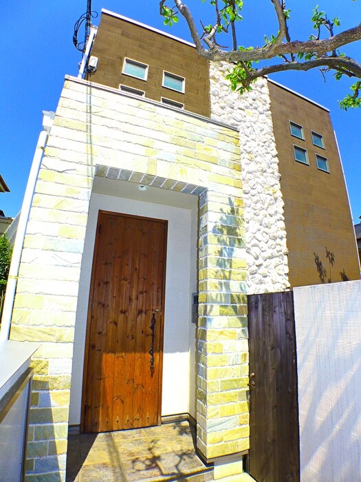 Ｔｅｒｒａｃｅ　ｍｉｋｉの物件外観写真