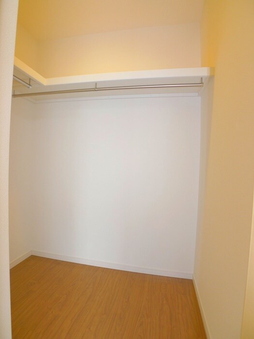 ﾘﾌﾞﾘ・ｵｰﾄﾚｼﾞﾃﾞﾝｽの物件内観写真