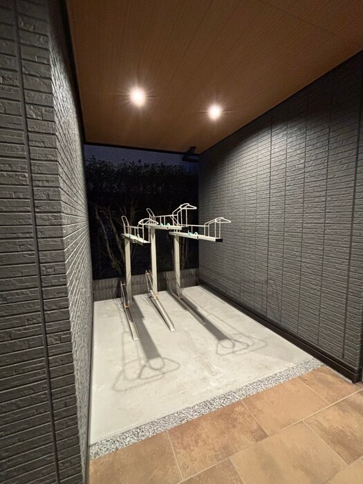 D-ROOMPREMIUM多磨霊園駅の物件外観写真