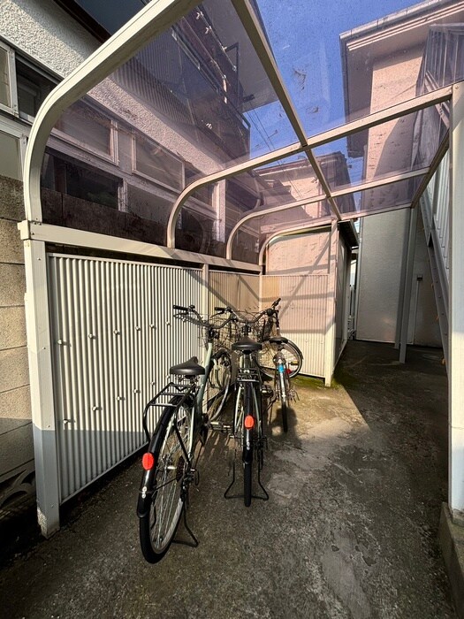 アドバンスの物件外観写真