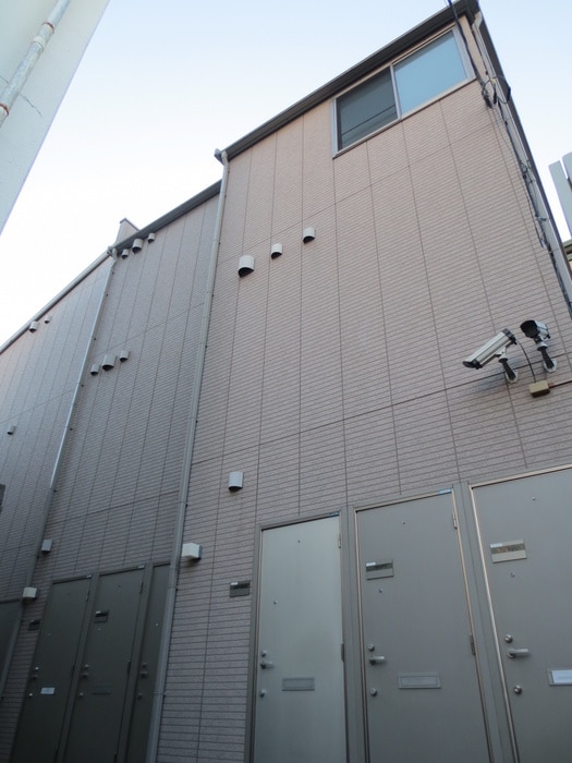 ラタ－シュ本郷の物件外観写真