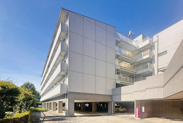 アンビックスつつじヶ丘A棟の物件外観写真