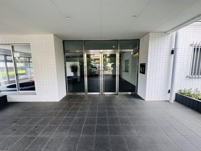 アンビックスつつじヶ丘A棟の物件外観写真