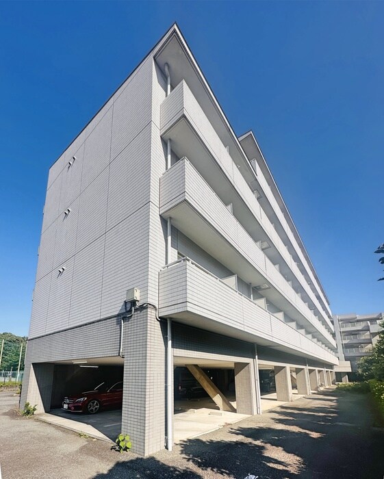 アンビックスつつじヶ丘A棟の物件外観写真