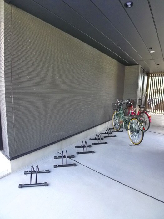 オーパス三郷中央の物件外観写真