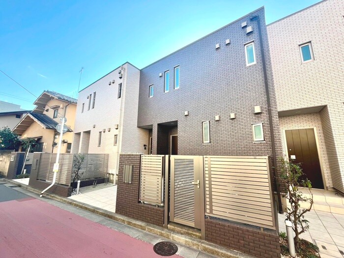 ルミウェール上北沢の物件外観写真