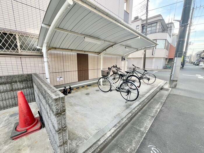 ルミナスの物件外観写真