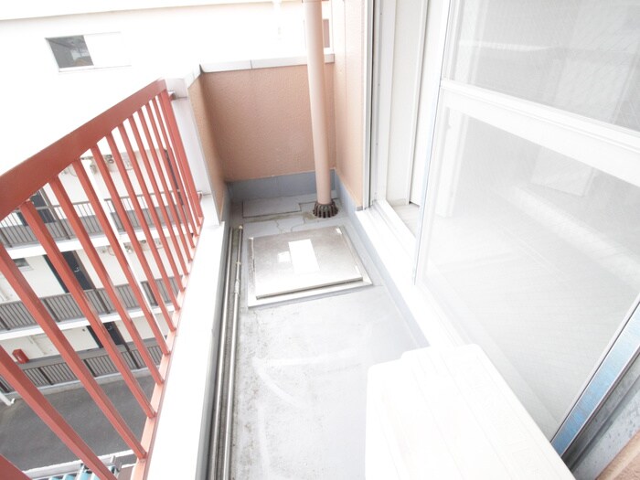 リヴェ－ルサニ－の物件内観写真