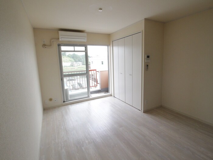 リヴェ－ルサニ－の物件内観写真