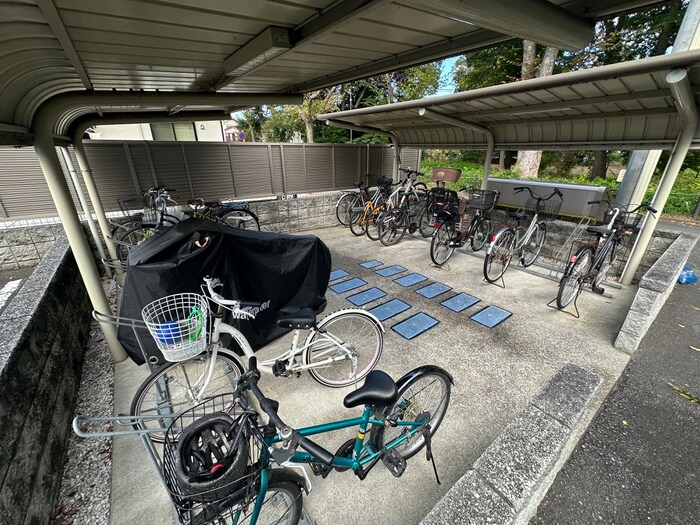 クラージュの物件外観写真