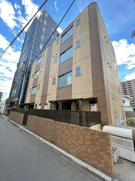 エミネント立川の物件外観写真