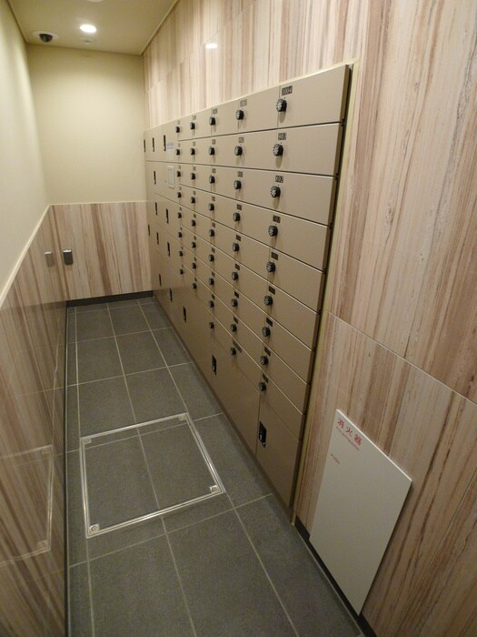 アーバンコア本郷の物件外観写真