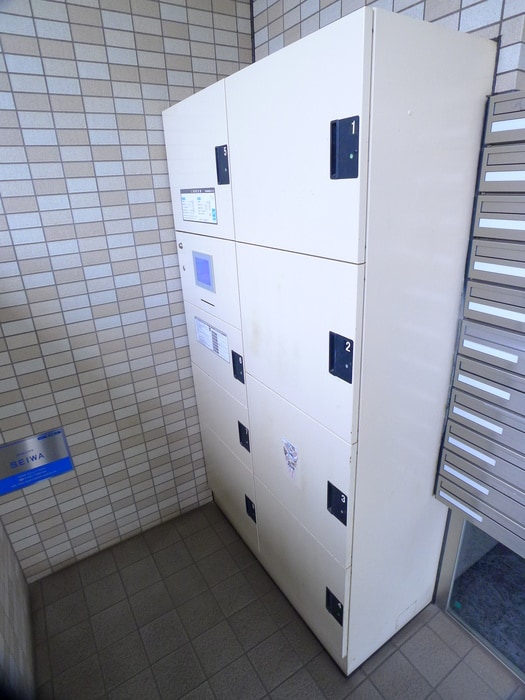 グランディ－ルタチバネの物件外観写真