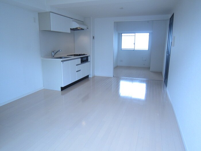 センテニアル王子神谷の物件内観写真