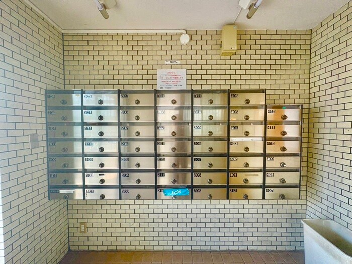 サカエフラット元住吉(111)の物件外観写真