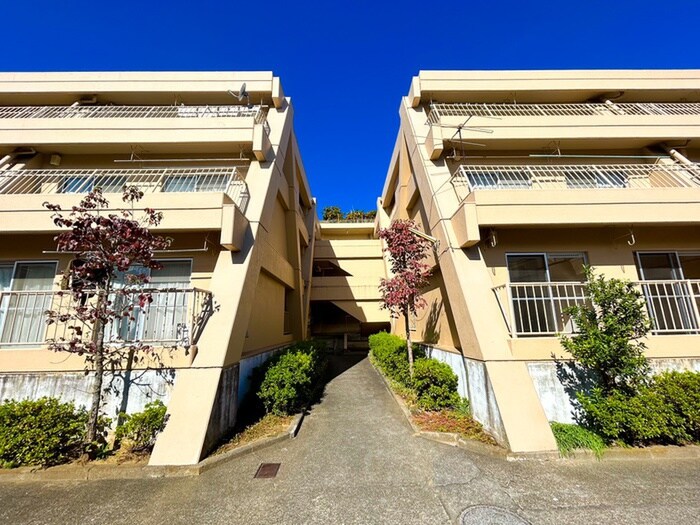 竹の郷マンション(2)の物件外観写真