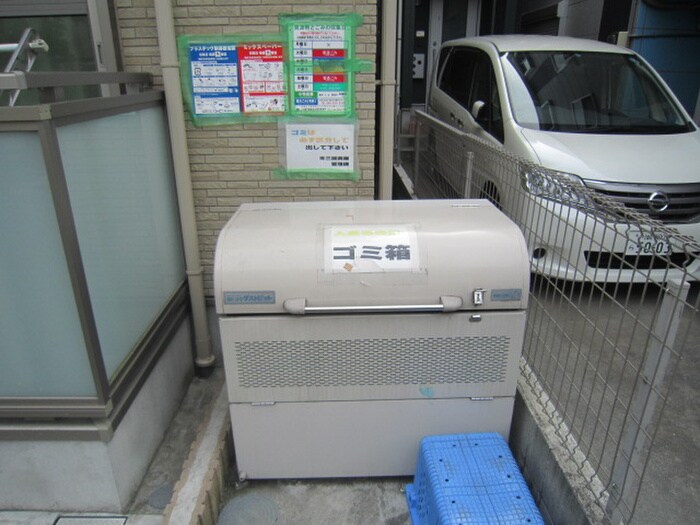 リラックス浜町の物件外観写真