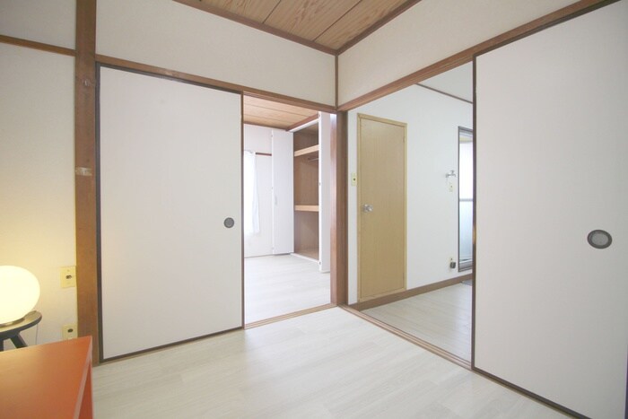 八重マンションの物件内観写真