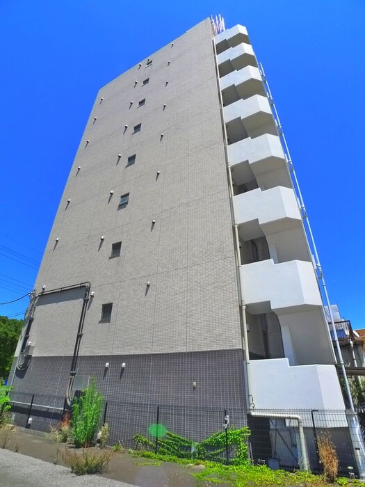 スパシエベレーザ綾瀬の物件外観写真