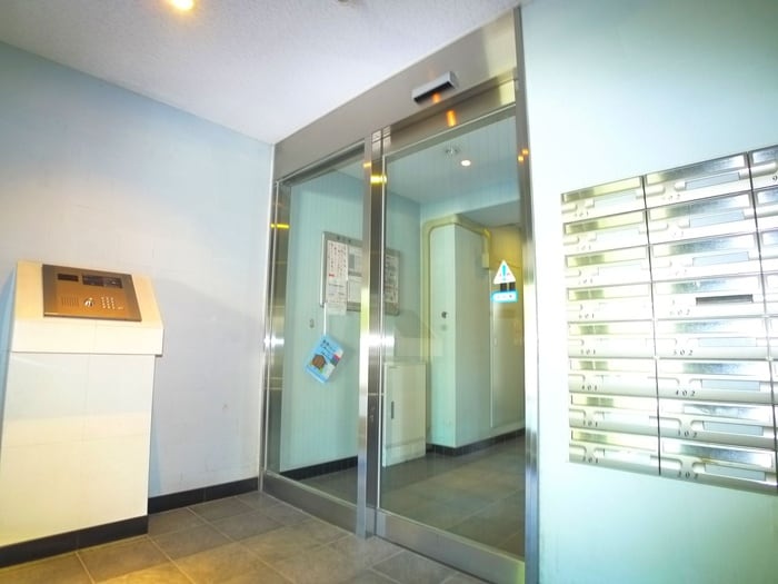 スパシエベレーザ綾瀬の物件外観写真