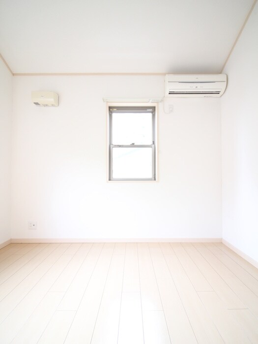 アザレ読売ランドＡ棟の物件内観写真