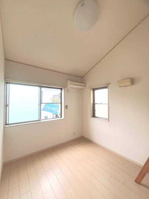 アザレ読売ランドＡ棟の物件内観写真