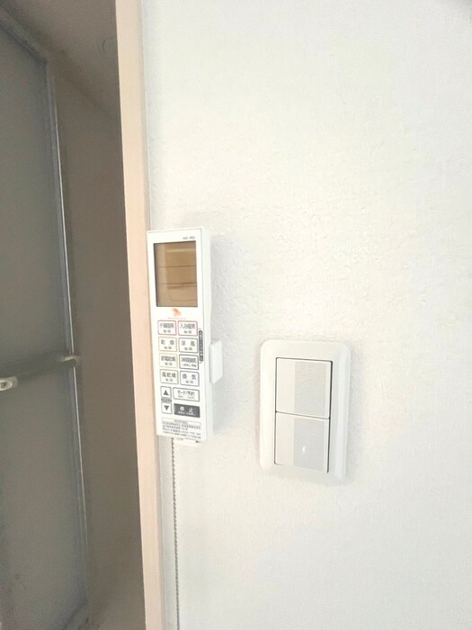 アザレ読売ランドＡ棟の物件内観写真