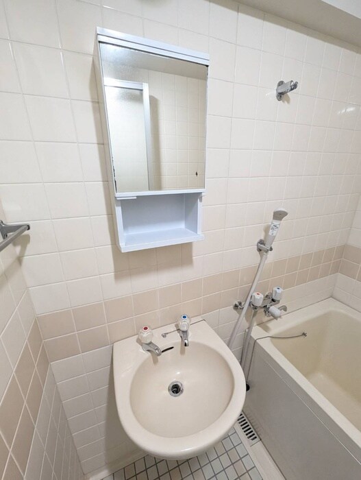 カ－サ　エステレ－ヤの物件内観写真