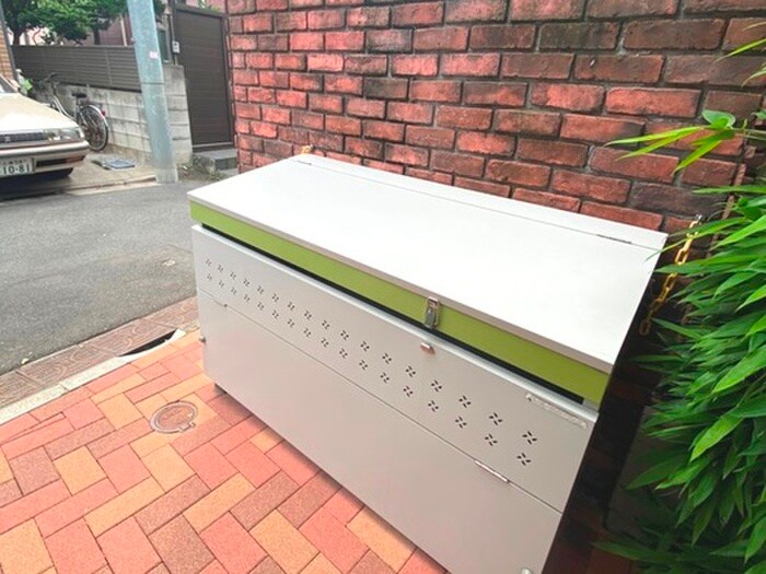 目白クイーンズコートの物件外観写真