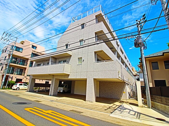 エクラン八芳の物件外観写真