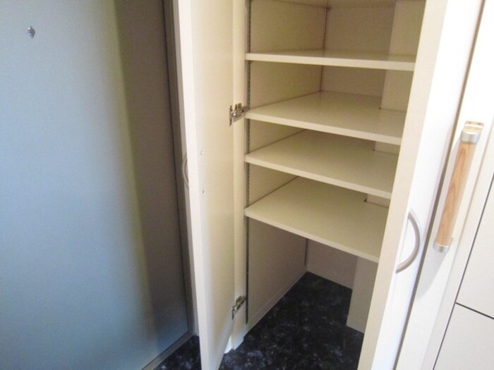 エクラン八芳の物件内観写真