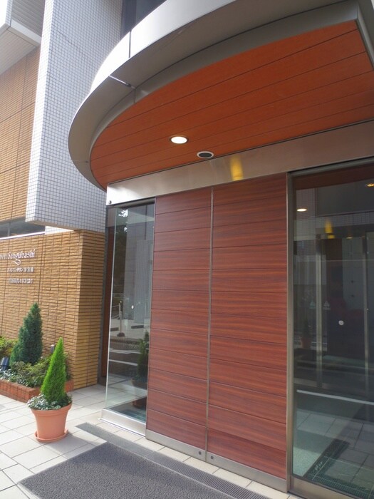 フォレストタウン参宮橋の物件外観写真