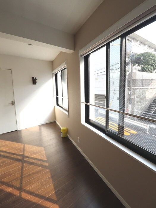 ＨＪ　ＰＬＡＣＥ　ＥＢＩＳＵの物件内観写真