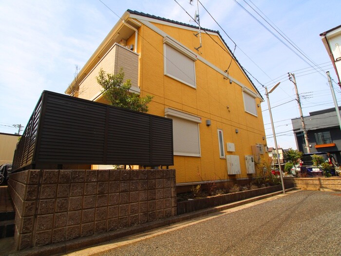 ファミールＡの物件外観写真