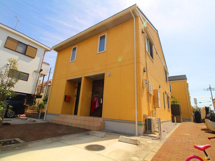 ファミールＡの物件外観写真