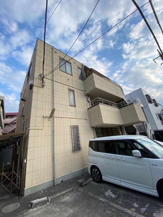 メゾンマロニエの物件外観写真