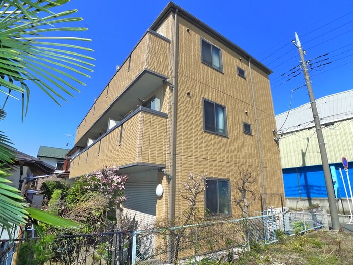 シャレ－馬橋の物件外観写真