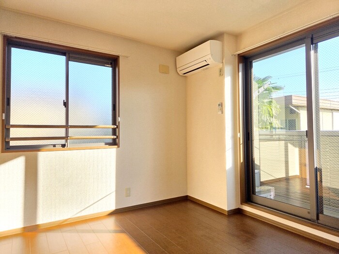 シャレ－馬橋の物件内観写真