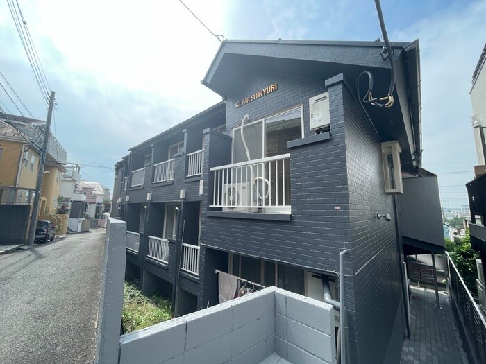 クレール新百合の物件外観写真