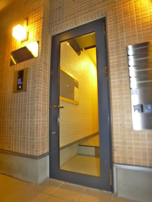 LAUREL西新井栄町の物件外観写真