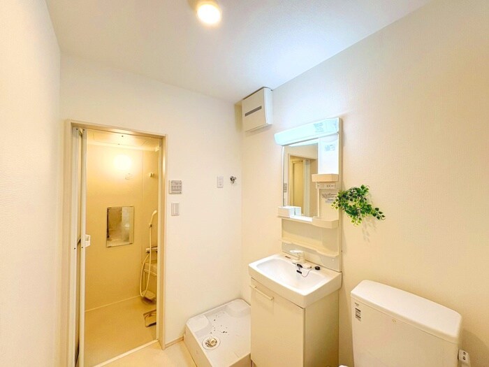 LAUREL西新井栄町の物件内観写真