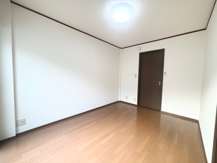 ルミエール中野の物件内観写真