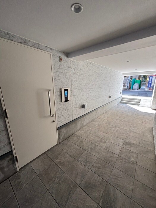 ウィズ高島平の物件外観写真