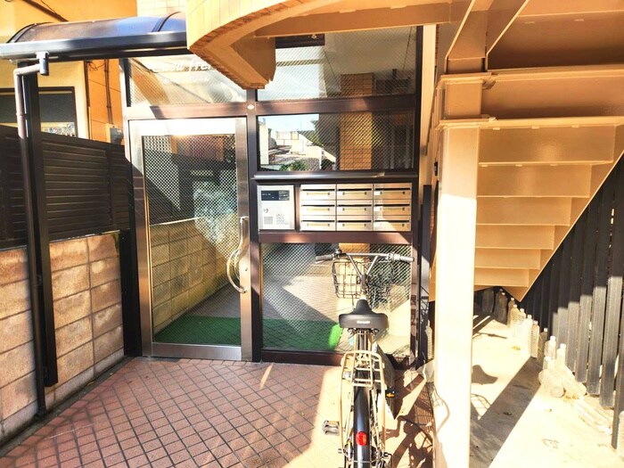 カ－サフレ－ルの物件外観写真