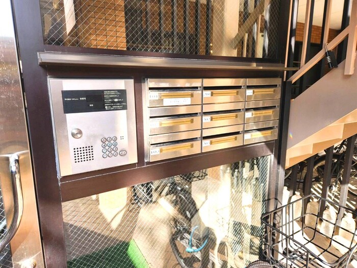 カ－サフレ－ルの物件外観写真