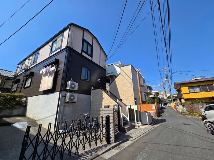 エルパークの物件外観写真